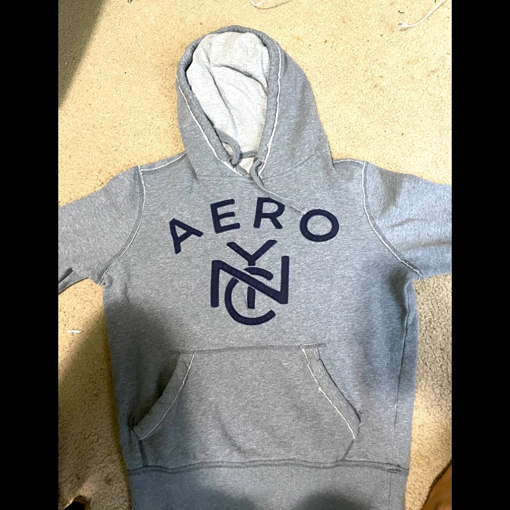 AEROPOSTALE NYC HOODIE (LIKE NEW)